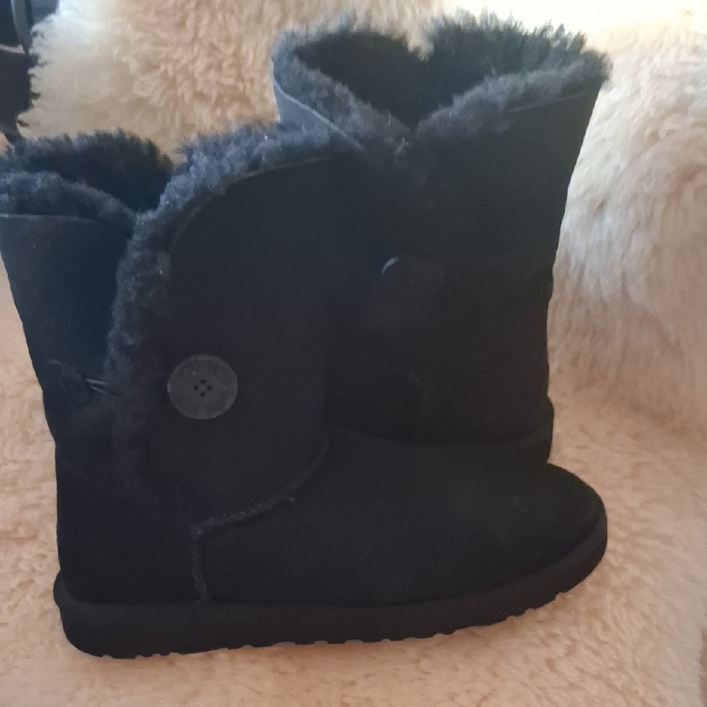 UGG Black Bailey Boots